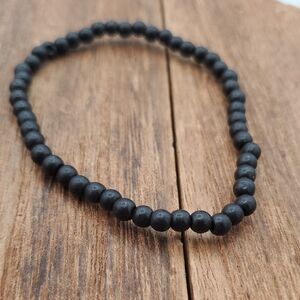 Black‎ Beaded Bracelet B3413